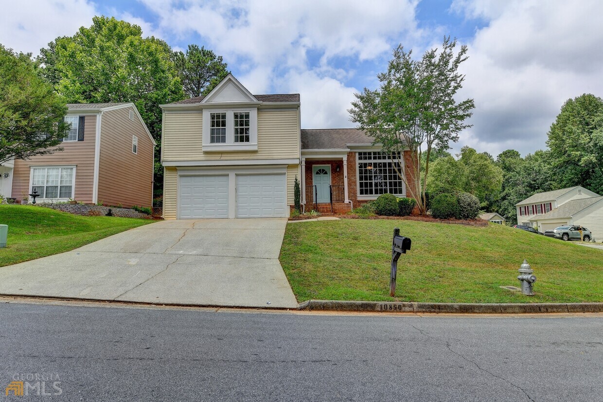 10850 Mortons Cir, Alpharetta, GA 30022 House for Rent in Alpharetta