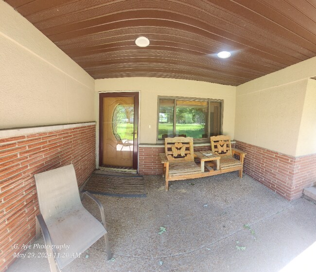 Foto del edificio - 7 Edwards Ln