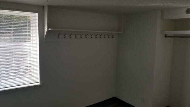 Photo - 3 Bed Duplex for Rent in a Peaceful Neighborhood south of Baseline House