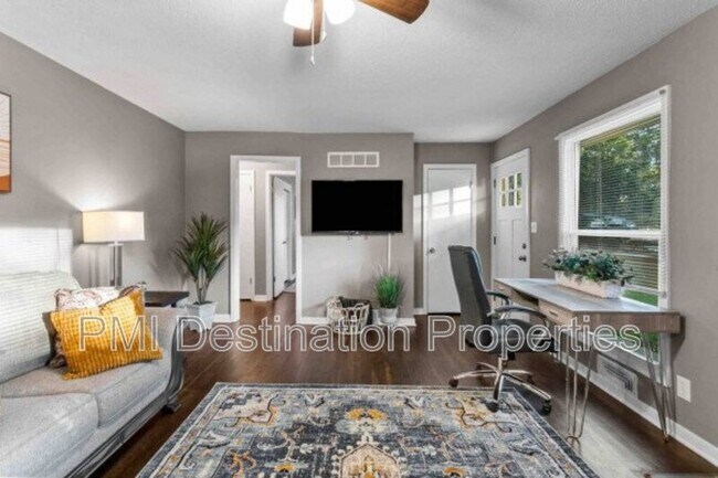 Foto del edificio - 7219 Conser