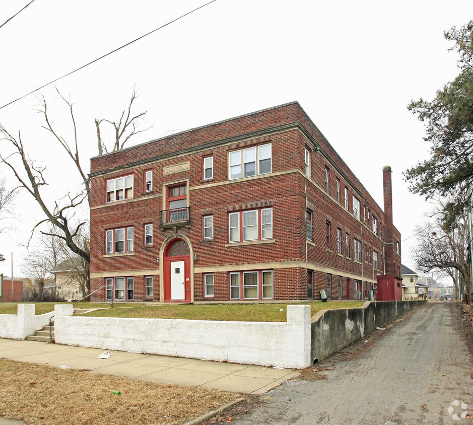 Building Photo - Historic Carroll Street Apartments