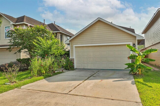 Foto del edificio - 10814 Windfern Lakes St