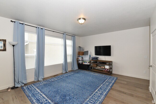 Foto del edificio - 1632 N Apache Rd