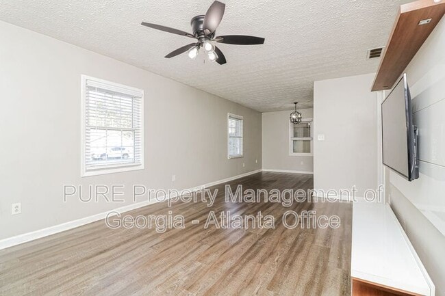 Foto del edificio - 133 Kimberly Way SW