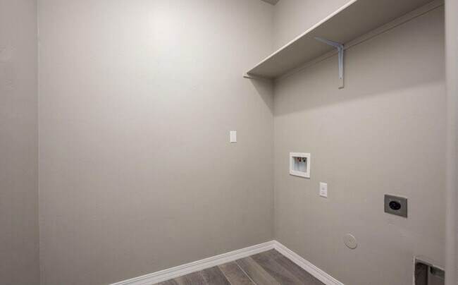 Building Photo - 6950 Santa Marta St