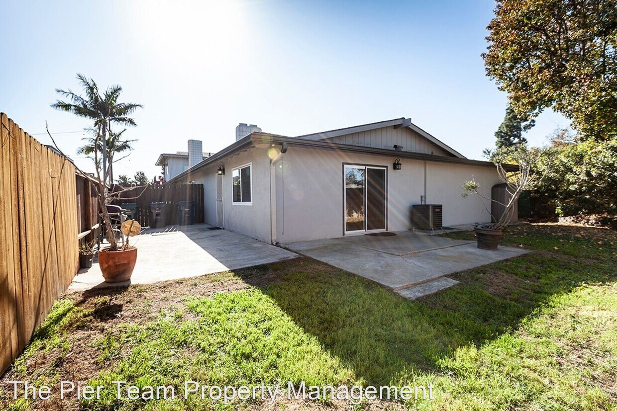 Foto principal - 2 br, 1 bath House - 7681 Fir Dr