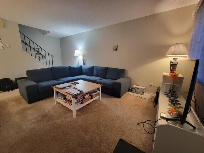 Foto del edificio - 13316 Zenith Ln