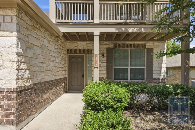 Building Photo - 18713 Falcon Pointe Blvd