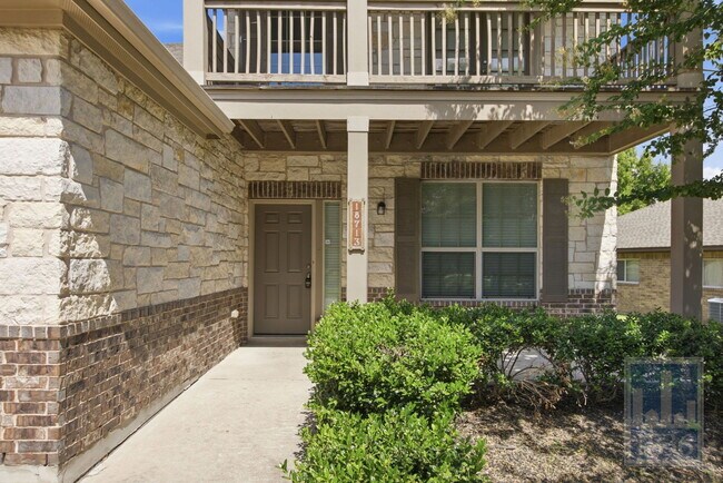 Foto del edificio - 18713 Falcon Pointe Blvd
