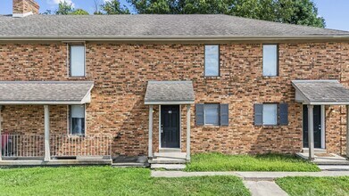 Building Photo - 1649 Foxhaven Dr