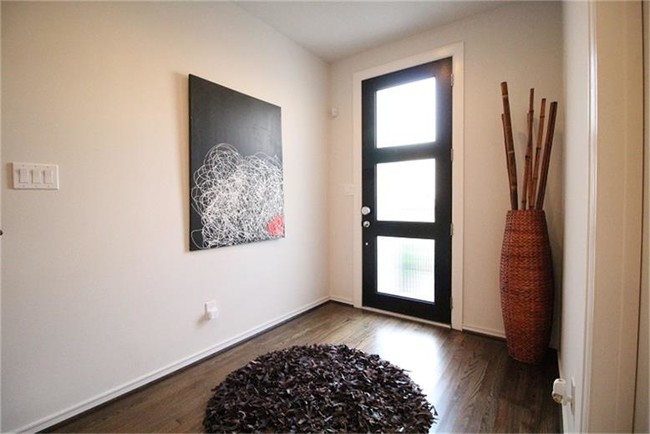 Foto del edificio - 2714 Polk St