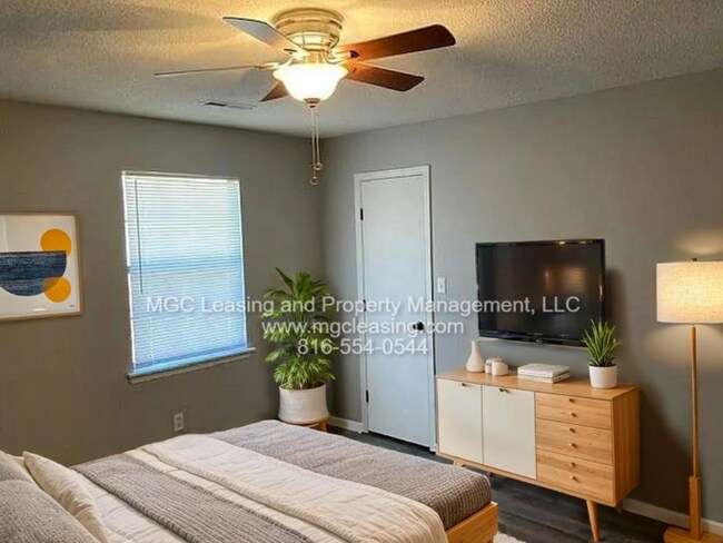 Foto del edificio - Spacious Comfort Meets Small-Town Charm in...