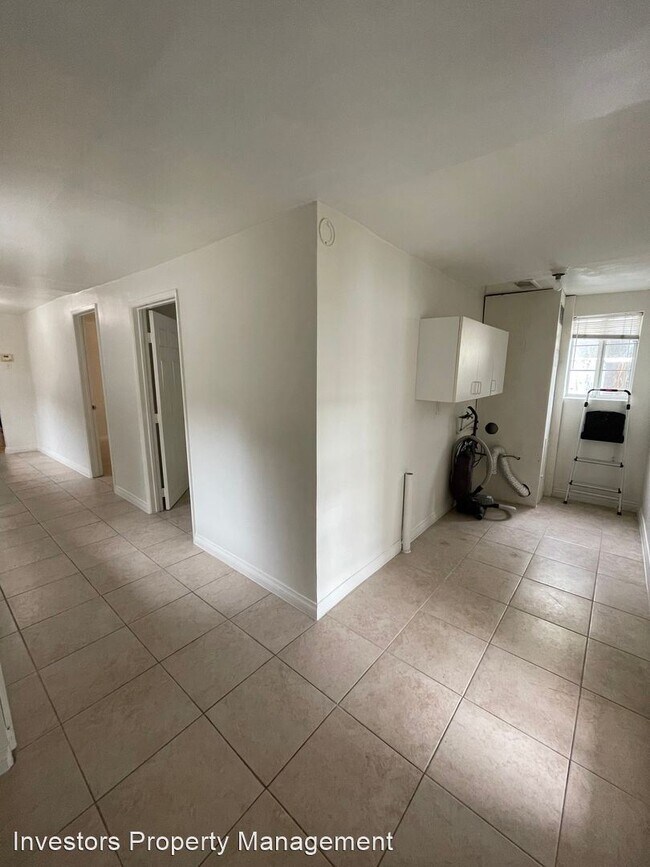Foto del edificio - 3 br, 2 bath House - 1114 Loma Ave