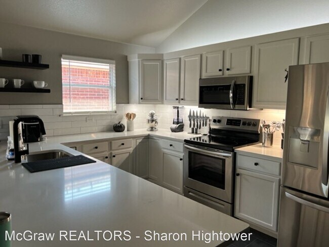 Building Photo - 3 br, 2 bath House - 1258 Kingston Rd