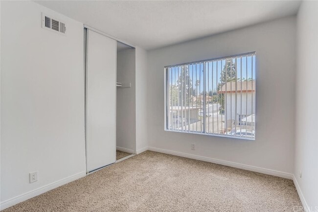 Building Photo - 17578 Orange Dr
