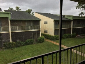 Building Photo - 4124 NW 88th Ave