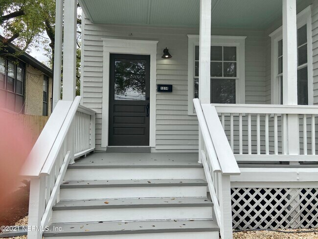 Building Photo - 1314 Sydney Pl