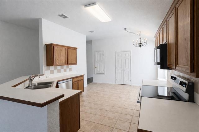 Foto del edificio - 5132 Persimmon Ct