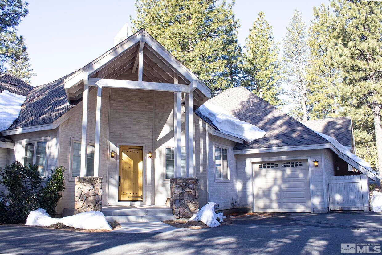 132 Waterford Ct, Reno, NV 89511 House Rental in Reno, NV