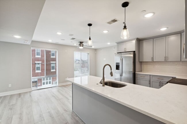 Photo - 2408 N Mascher St Apartment