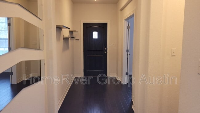 Building Photo - 336 Beretta Cir