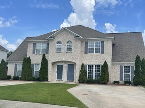 Building Photo - 2055B Cambria Dr