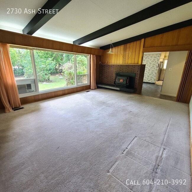 Building Photo - 4 Bedroom Corner Lot Home in Abbotsford!