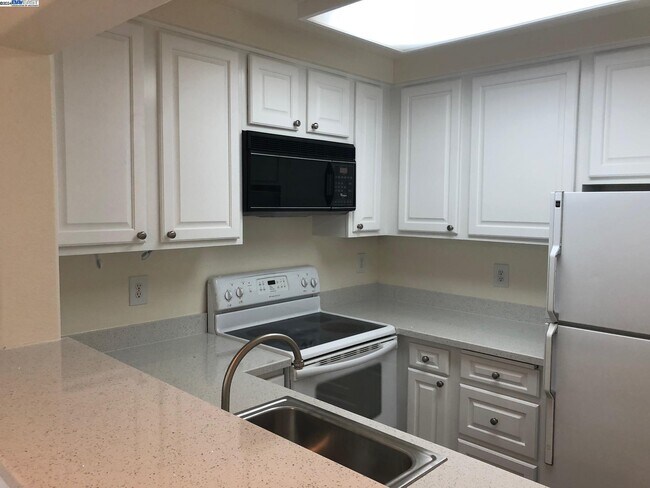 Foto del edificio - 426 Norris Canyon Terrace