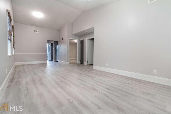 Foto del edificio - 1156 Pinedale Cir NW