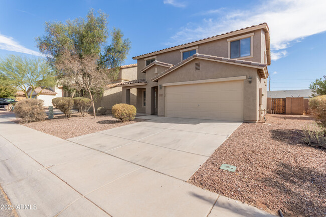 Building Photo - 7247 S Sunrise Way