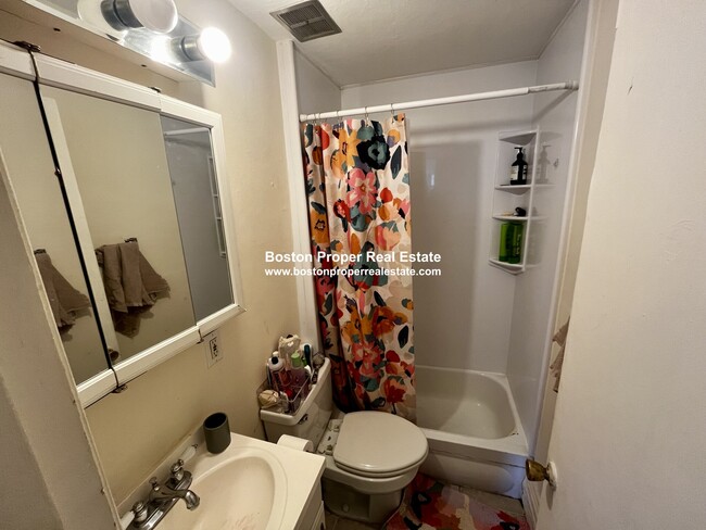 Foto del edificio - 36 Fairfield St