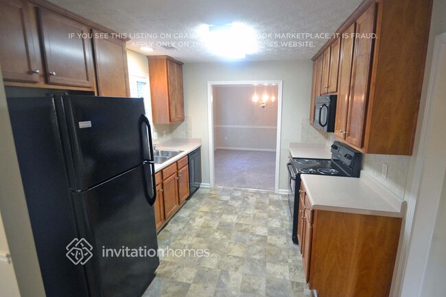 Building Photo - 4111 Silvery Way