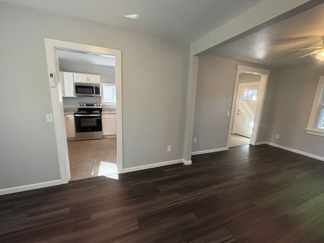 Building Photo - 38 Lisbon St