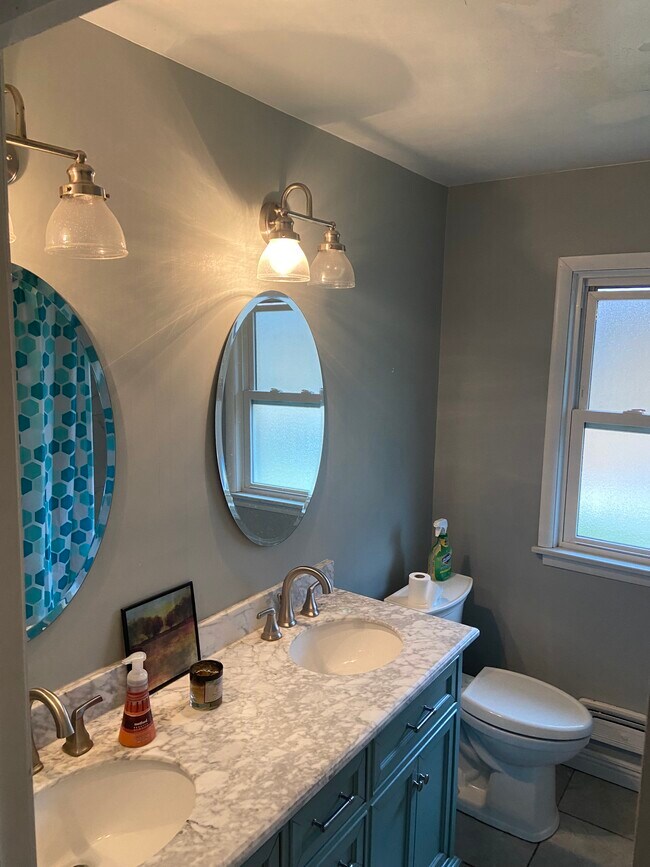 Bathrom - 6361 Manchester Rd