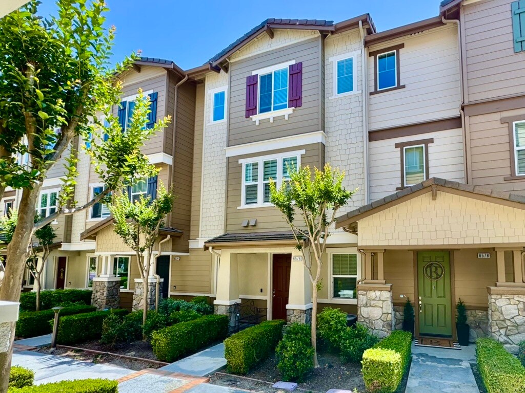 Foto principal - 6576 S Mariposa Ct