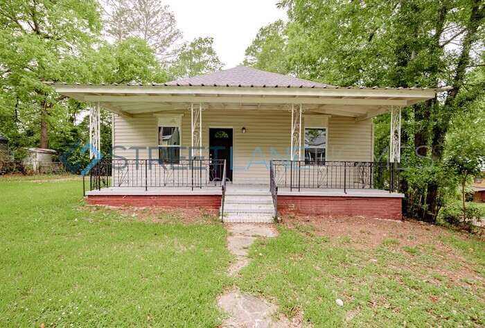 charming-2-bedroom-in-lagrange-house-for-rent-in-lagrange-ga