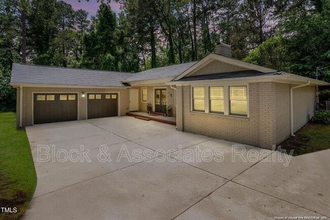 Photo - 706 Weavers Ridge Dr House