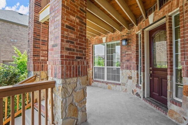 Building Photo - 9812 Whitley Bay Dr