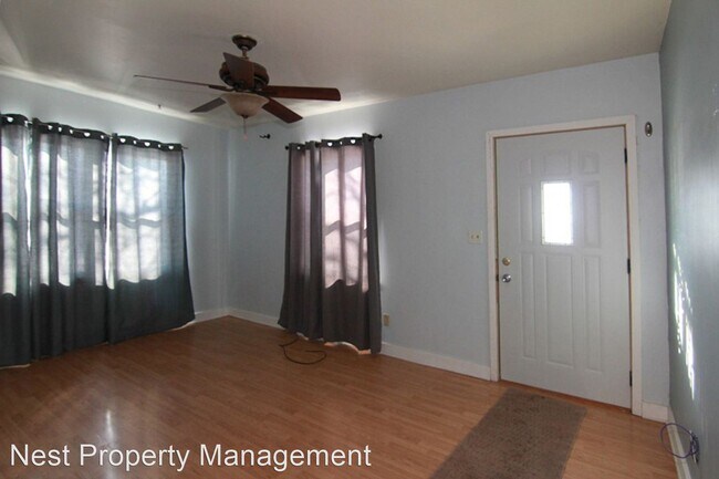 Building Photo - 3 br, 2 bath House - 936 S Van Buren St