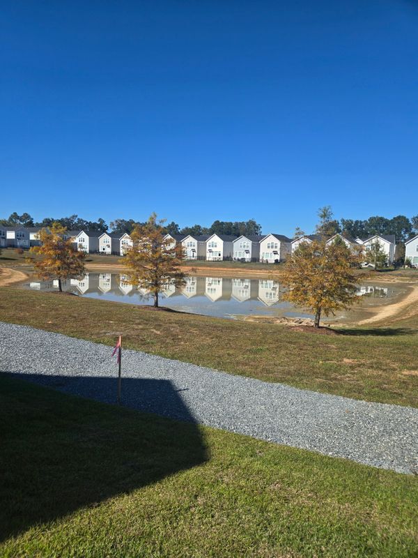 Foto del edificio - 5684 Native Oak Dr