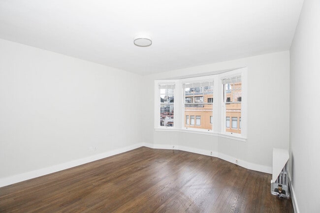 Building Photo - 2200 Leavenworth St