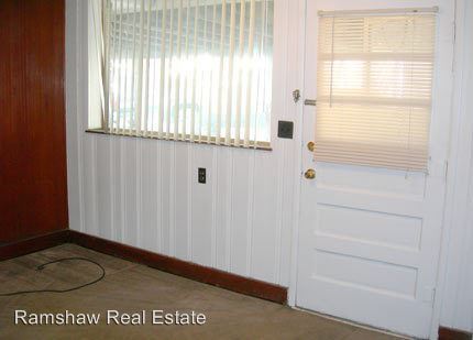 Foto del edificio - 1 br, 1 bath Apartment - 109 W. Church St.