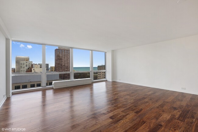 Building Photo - 330 W Diversey Pkwy