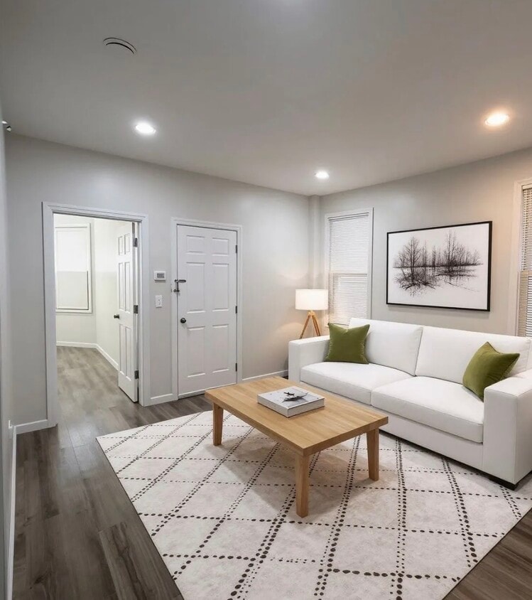 Photo - 211 Wilson Ave (Kearny, NJ)