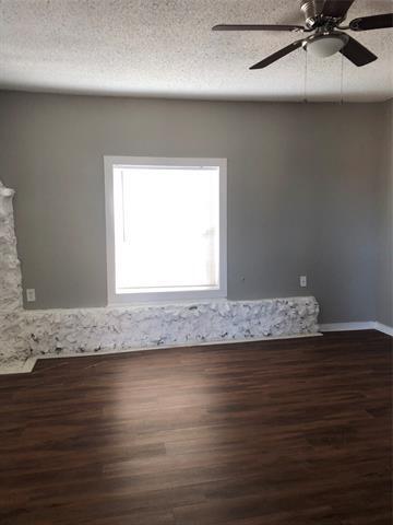 Building Photo - 2923 Azle Ave