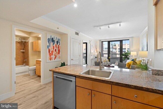 Foto del edificio - 631 D St NW