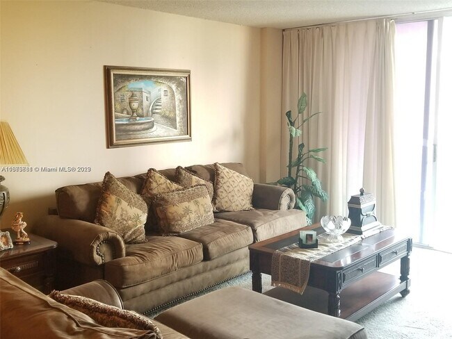 Building Photo - 3800 S Ocean Dr