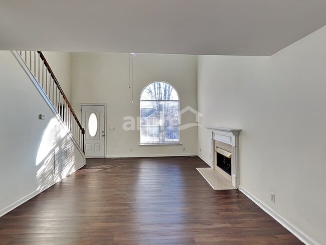 Foto del edificio - 6337 Willow Oak Dr