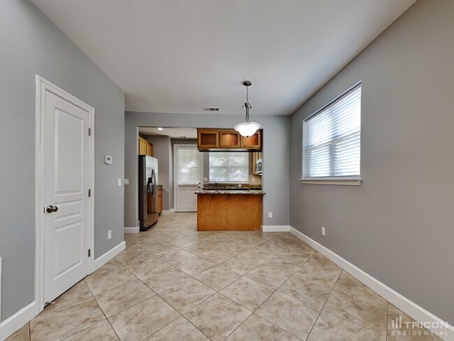 Foto del edificio - 2280 South Dr