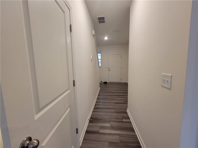 Building Photo - 3549 Condor Ct